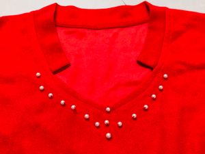 Red Sleeveless Midi Dress