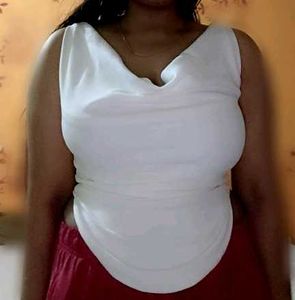 Chic White Cowl Neck Sleeveless top