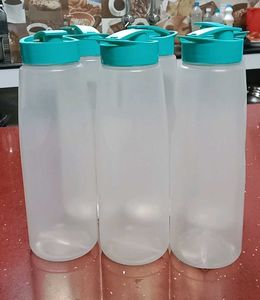 6 Reusable Water Bottles