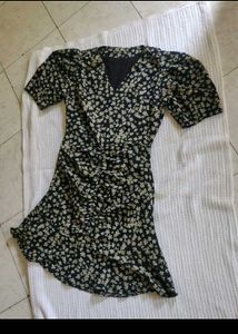 Floral Mini Dress - Chic &amp; Trendy