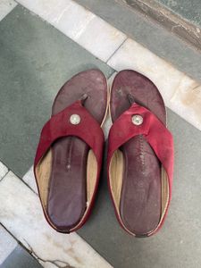 Stylish Burgundy Jutti Flats