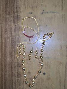 Gold Tone Beaded Necklace &amp; Earring Set
