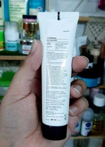 Minimalist Light Fluid Sunscreen🌞