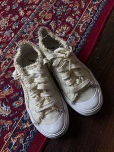 Rare Puma Distressed Sneakers