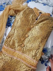 GOLDEN GOWN WTH NET DUPATTA ❤️