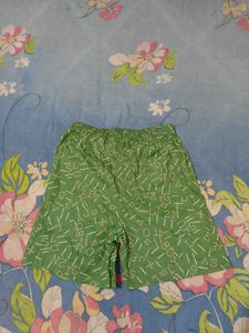 Men's Green Graphic Print Shorts