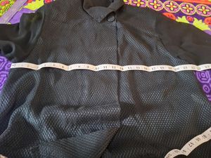 Stylish Black Textured Top