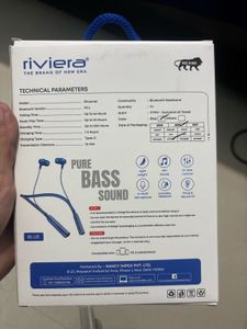 Riviera Zhoomer Bluetooth Neckband