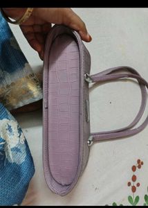 beautiful new handpurse