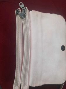 🌟Chic Peach Clutch with Floral Detail