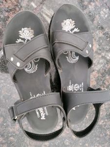 Aqualite Comfortable Black Sandals( 38no)
