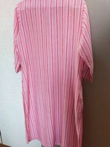 Buy1 Get1 (same priced item)Pink Striped Kurta