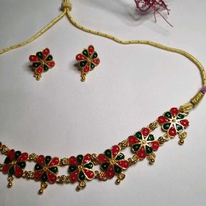 Floral Choker Necklace Set