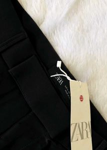 Zara Black Wide-Leg Trousers