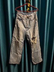 Distressed Wide Leg Jeans with adjustable waist