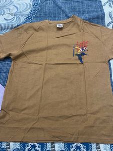 Anime Graphic Tee - Stylish and Trendy