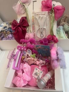 🚨🚨Cute Accessories Gift Box hamper limited stock