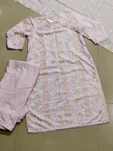 Pink Embroidered Kurta Set🩷