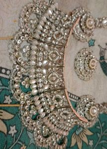 Exquisite Kundan Necklace Set