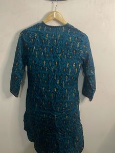 Teal Blue Ethnic Kurta with Gold Print