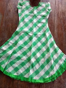 Green Checkered umbrella kurthi