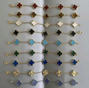 Elegant Clover Bracelets - Assorted Colors