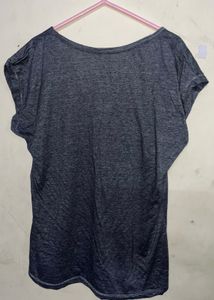 Grey T-shirt. L Size Loose Fit