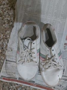 💥 4 Pairs of Women's Shoes