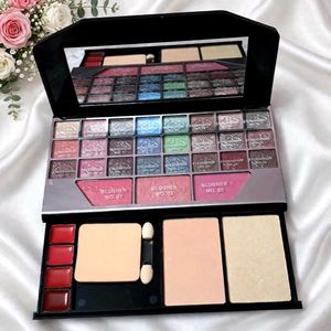 Complete Makeup Palette &amp; Brush Set