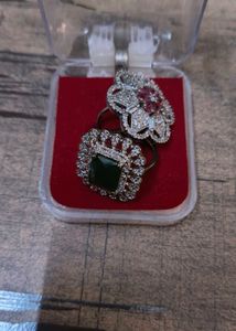 Exquisite Emerald &amp; Floral Rings Set