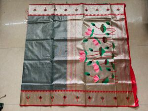 Trending Lotus muniya border paithani saree