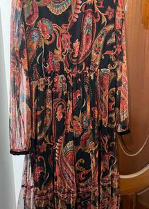 Vibrant Paisley Print Maxi Dress