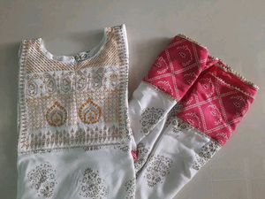 Women Printed and Embroidery Rayon Anarkali Kurta
