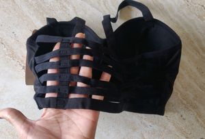 Black 6 Strap Wired Bralette 😍