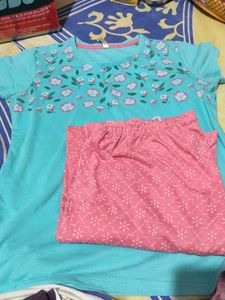 Sale❗Sleepwear pyjama and tshirt