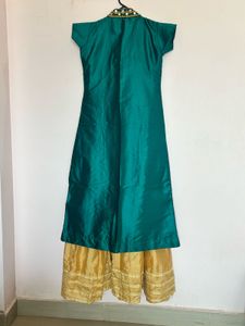 Green Jacket-style Gown