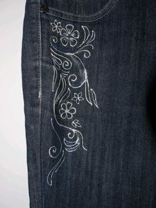 Women's Blue Denim Jeans with Floral wor