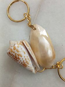 beautiful sea shells keychain set of 2