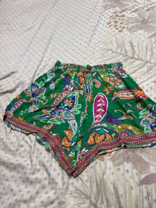 zudio Boho Paisley Print Green Shorts