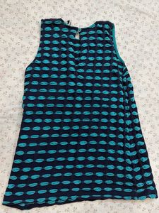 Blue Sleeveless Fitting Top
