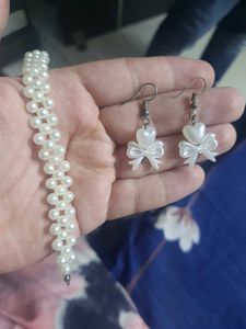 combo of pearl bracelet and earrings