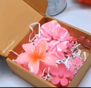 Customizable Hampers