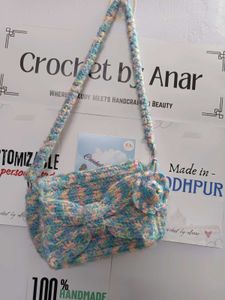 Crochet shoulder bow bag with mini hat tassel