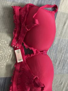 Lace Trimmed Pink Push-Up Bra