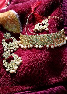 Alloy Gold Plated Pearls Choker