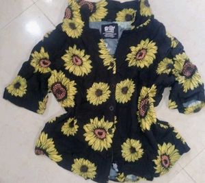 Black Sunflower Button Top