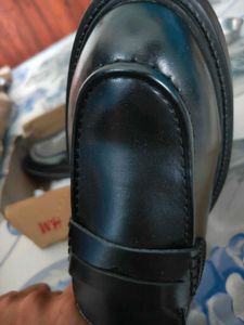 h and m Classic Black Loafers cost 4k
