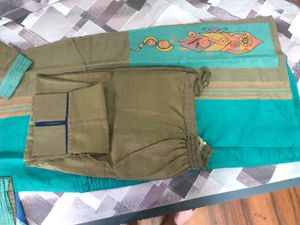 Kurti Pant Set In Good Condition