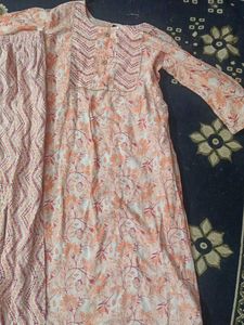 short height girl kurta set