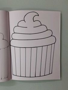 Mini Colouring Book🧁